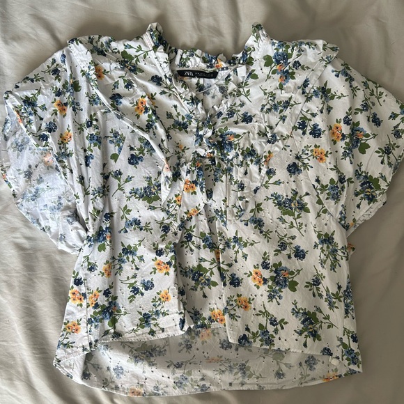 Zara Floral Blouse - Picture 3 of 9